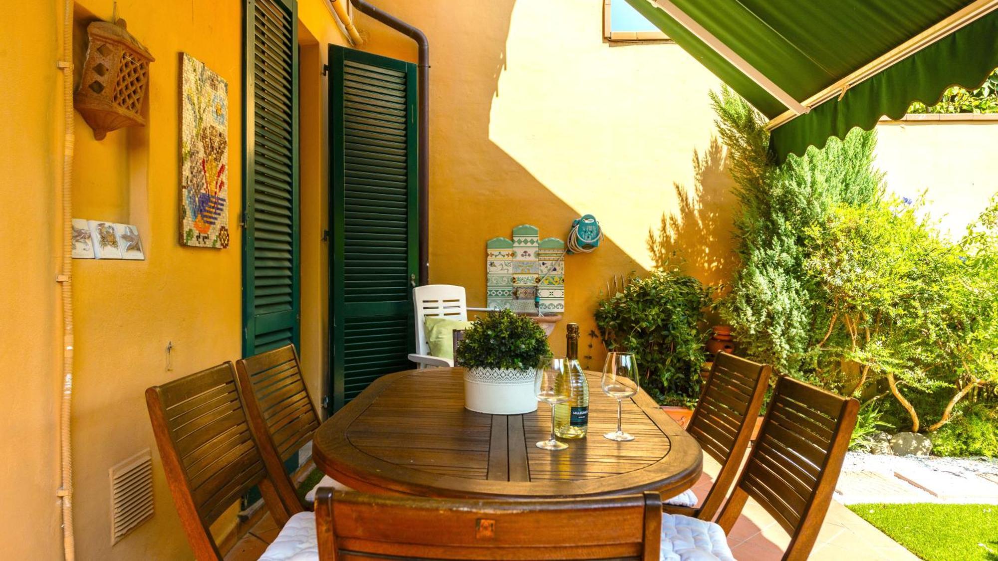 Apartamento Hostly-La Casa Di Marta-Two Steps From The Tower Pisa Exterior foto